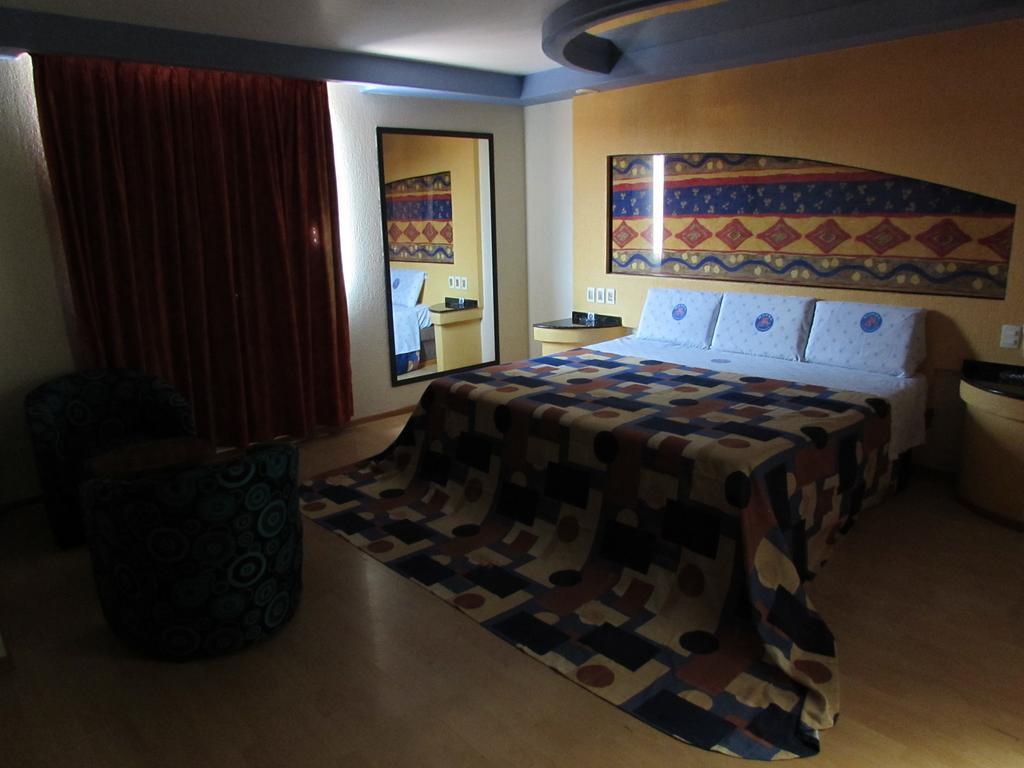 Motel Gran Vallarta (Adults Only) Celaya  Kültér fotó